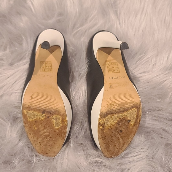 Open toe black and white heels - Picture 3 of 4